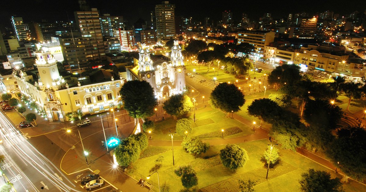 Der Parque Kennedy in Miraflores – Limas moderne Seite