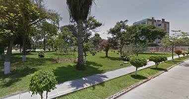 San Luis: Sport, Märkte und Parks