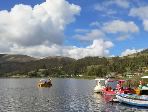 Laguna de Pacucha: Ein Naturjuwel in den Anden Perus