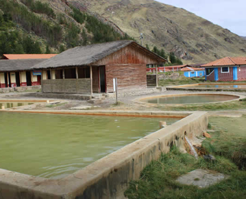 Aguas Termo Medicinales de Occobamba: Heilende Thermalquellen bei Marangani, Cusco