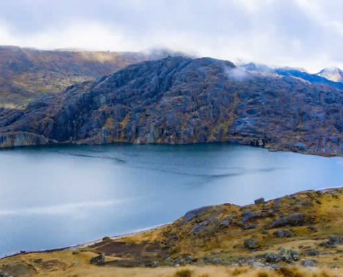 Laguna de Chuaqota – Hochandine Lagune bei Ituata in der Provinz Carabaya