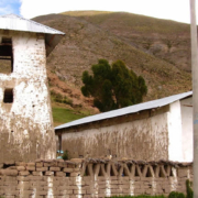 Capilla Pentecostés Esmeralda – solitaria capilla rural en el Altiplano de Azángaro