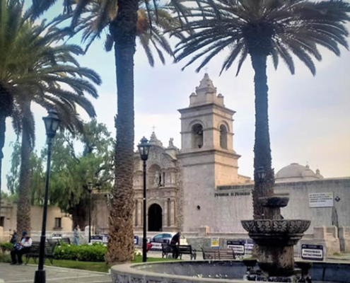 Plaza de Yanahuara in Arequipa: Mirador, Geschichte und Architektur aus Sillar