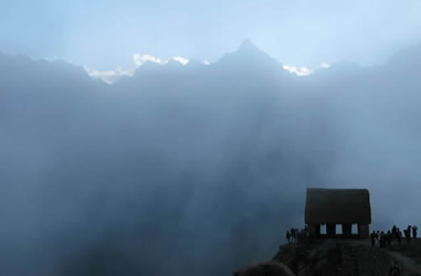 Wachhäuschen auf Bergspitze