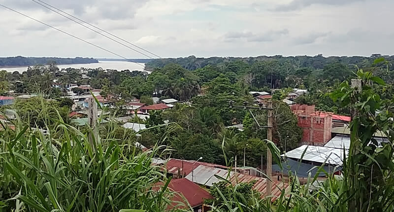 Puerto Maldonado Blick auf Rio de Madre de Dios