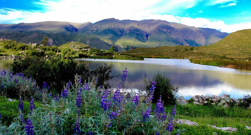 Cabana (Ayacucho) – Tor zum Valle del Sondondo