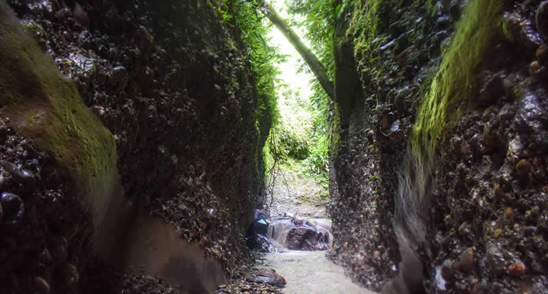 Tomboloyoc Schlucht