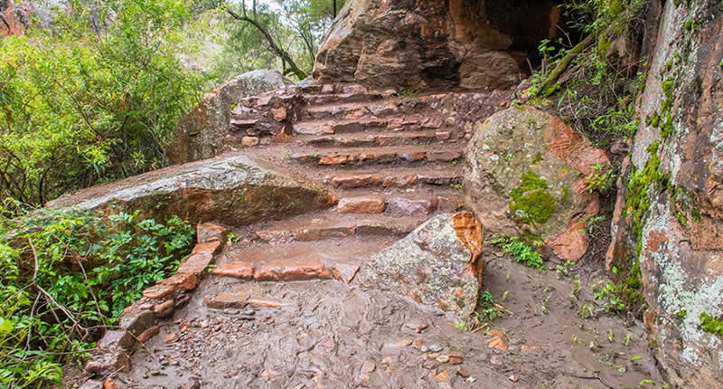 Cascada de Sirenachayocc – poza natural y bosque húmedo cerca de Huanta