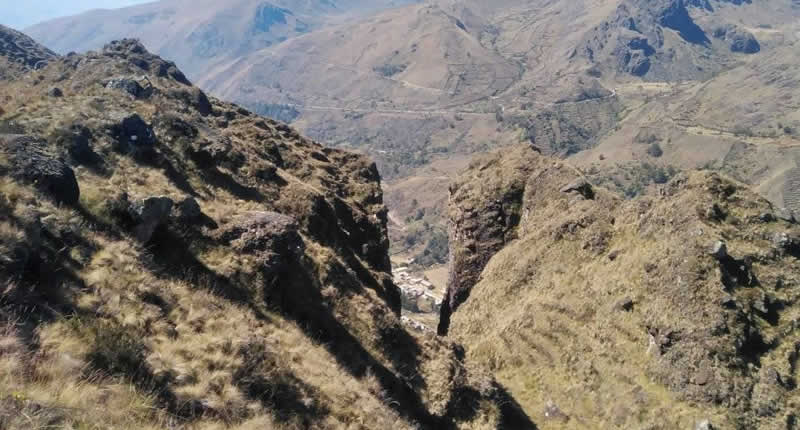 Cañón de Viunchuco en el distrito de Ayapata