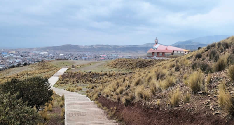 Mirador Kolqueparque sobre Ayaviri en la provincia de Melgar
