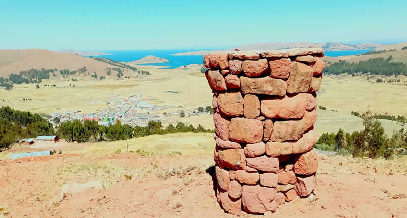 Mirador Volcán Apagado Chuncara en Vilquechico – Vista altoandina del Titicaca desde un volcán apagado