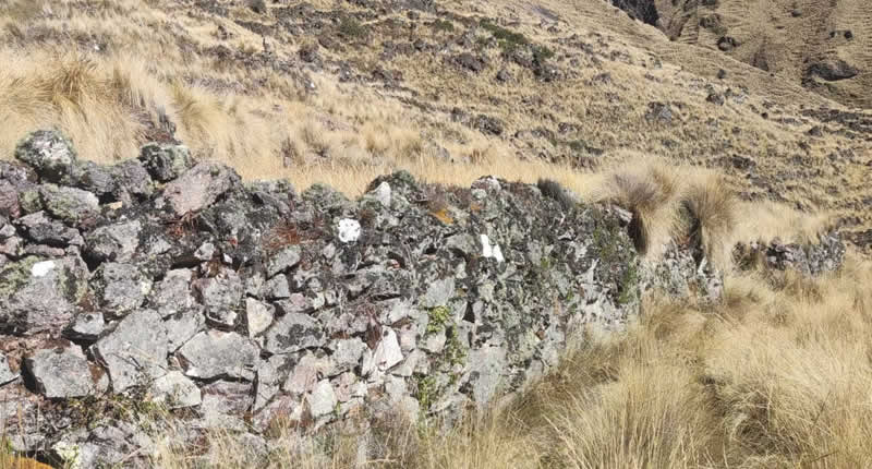 Sitio arqueológico de Killi Killi – asentamiento preincaico sobre Macusani