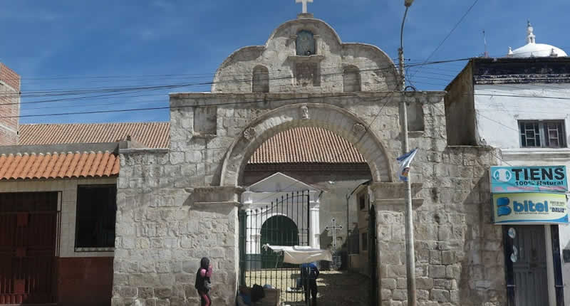 Templo de San Miguel de Ilave – santuario barroco en el altiplano aymara